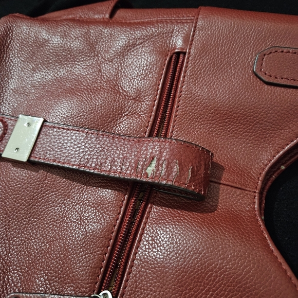 Tignanello Dark Red Leather Shoulder Bag - Picture 14 of 16